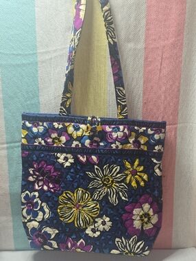 Vera Bradley Toggle Tote in African Violet - Retired 2014 Floral
